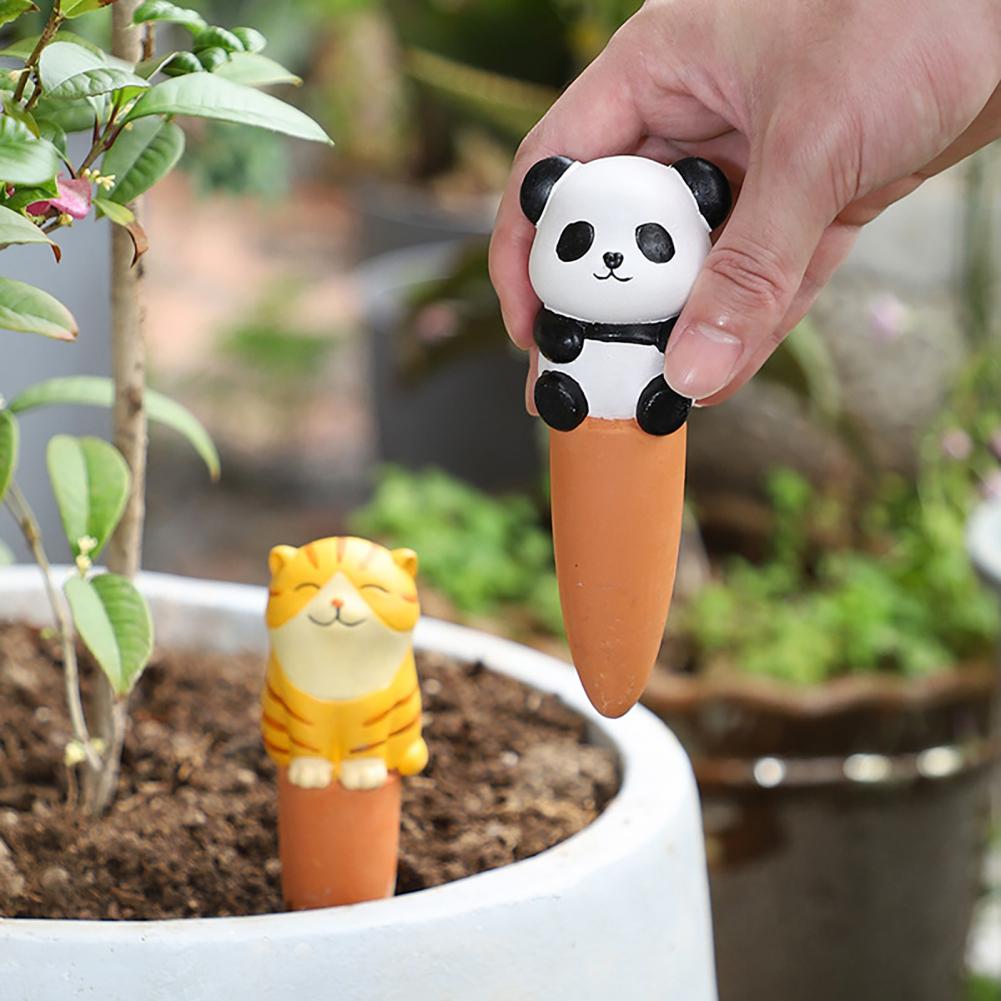 Plant Parent Tools - ชุดอุปกรณ์รดน้ำต้นไม้ 4 ชิ้น รูปสัตว์น่ารัก เสาให้น้ำอัตโนมัติแบบปล่อยน้ำช้า ทำจากดินเหนียว