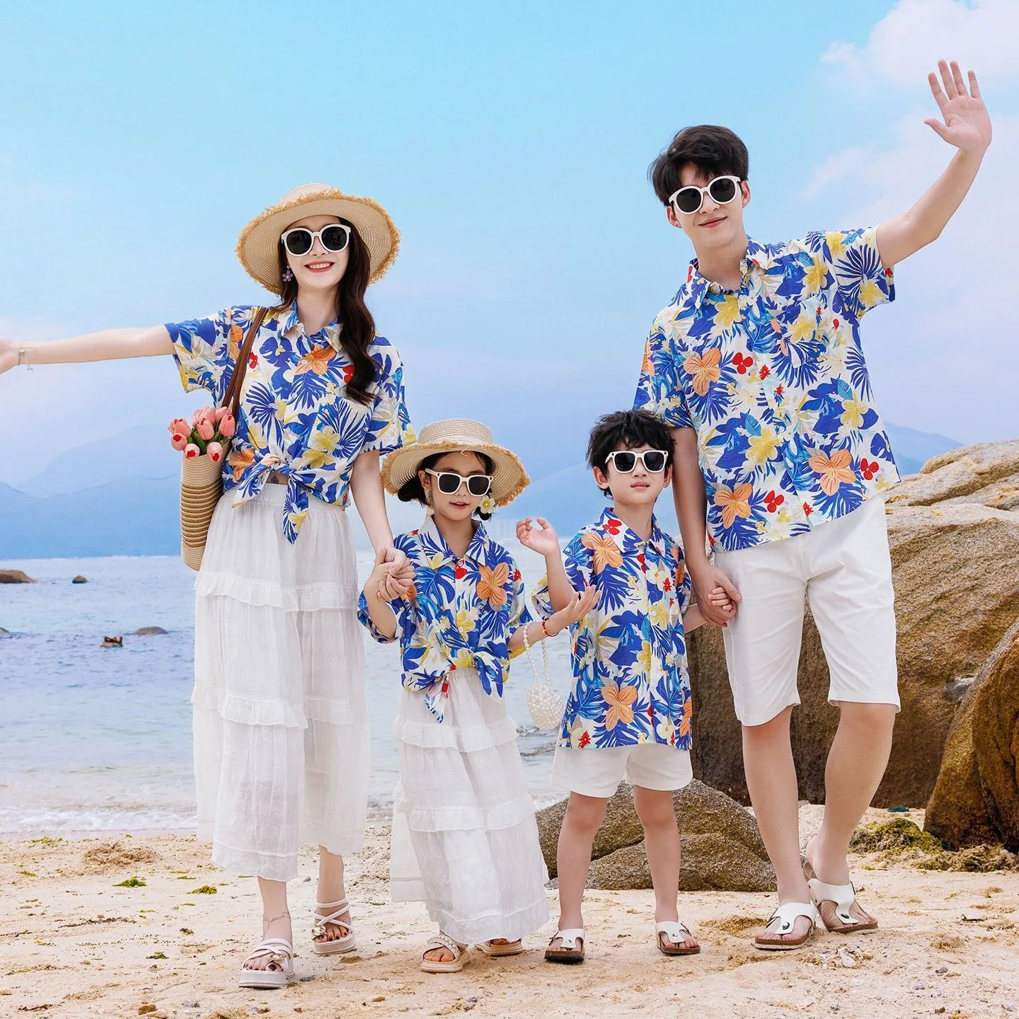 ชุดเสื้อผ้าครอบครัวสำหรับวันหย - Parent Of Plant บทวิจารณ์และราคา